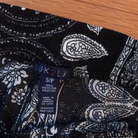 Patterned Pants - Picture 3 of 5